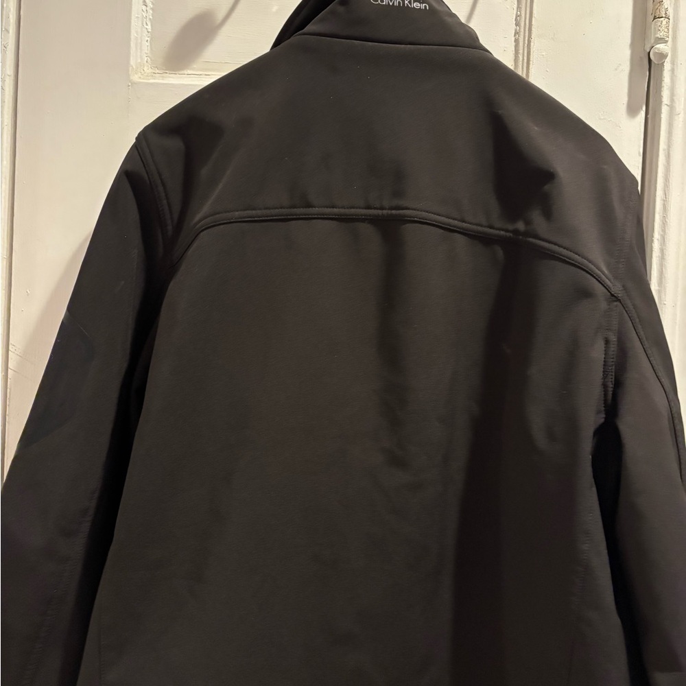 Calvin Klein Men’s Black Performance Softshell Jacket - Picture 5 of 7